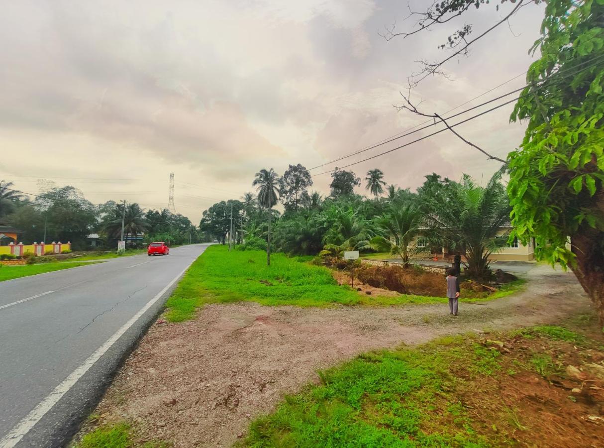 Homestay Selinsing Simpang Ampat Semanggol Exteriér fotografie